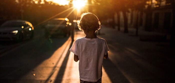 How to Use Natural Light in Photography: 8 Tips for Beautiful Lighting