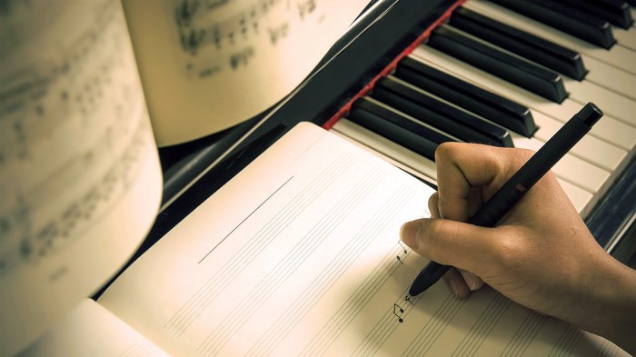 How to Write a Song: 12 Steps to Songwriting