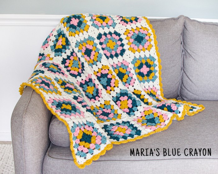 How to Crochet a Blanket: 10 Crochet Blanket Patterns for Beginners